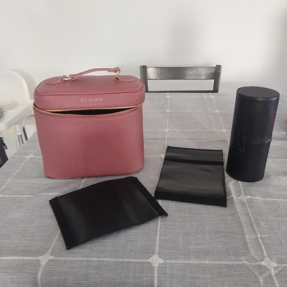 Sly beauty cosmetics 'the ever need' makeup bag